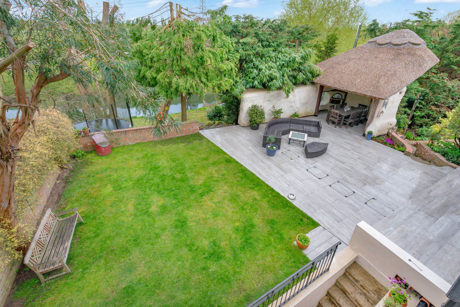 6 bed detached house for sale in Convent Lane, Cobham  - Property Image 3