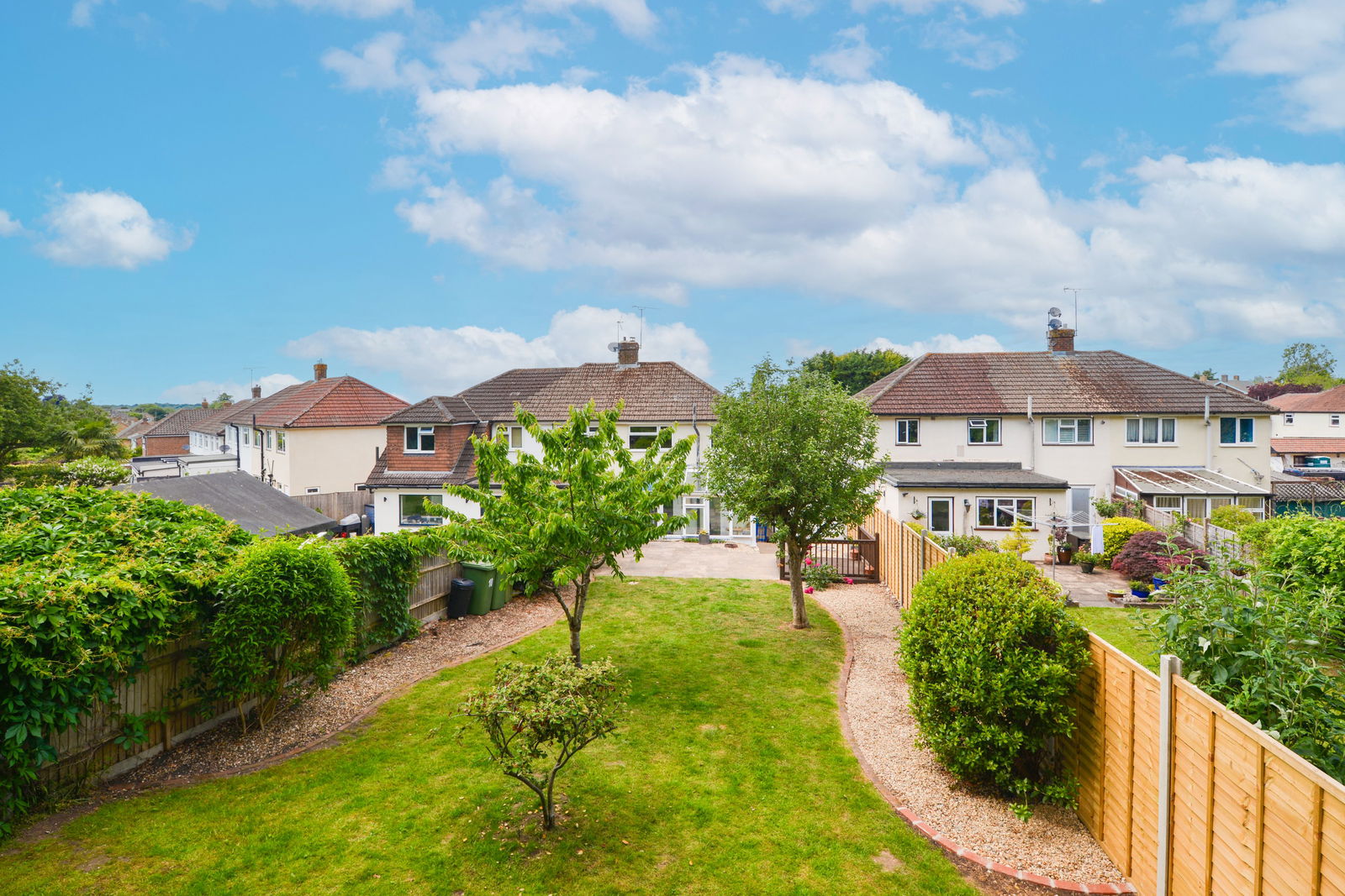 3 bed semi-detached house for sale in Strathcona Avenue, Leatherhead  - Property Image 6