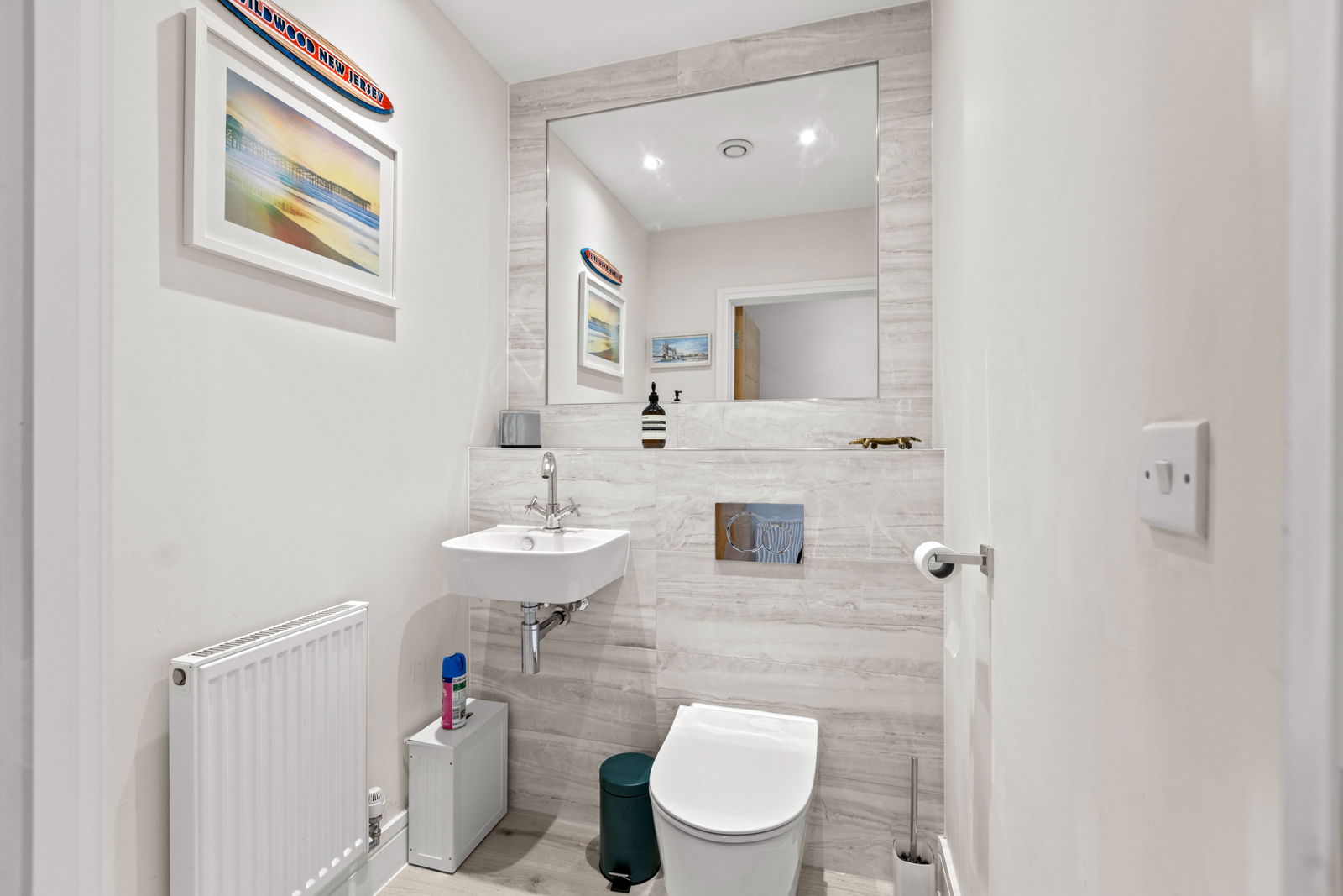 3 bed terraced house to rent, Leatherhead  - Property Image 13