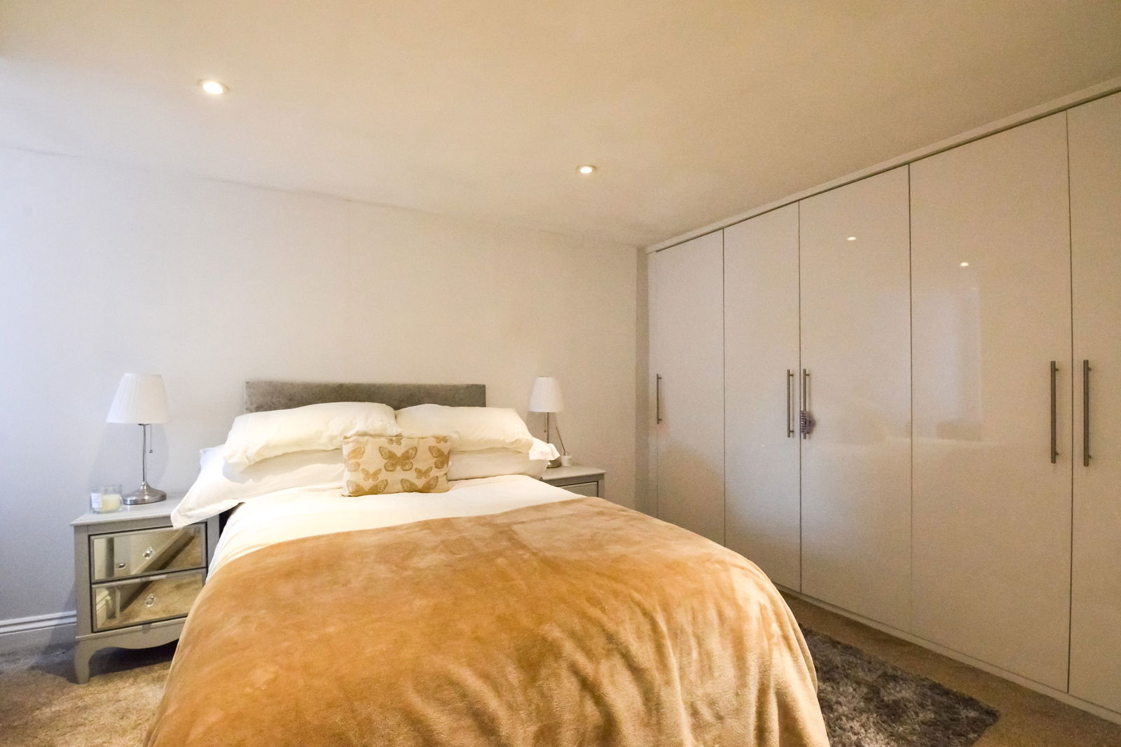 5 bed bungalow for sale in Green Lane, Staines-upon-thames 21