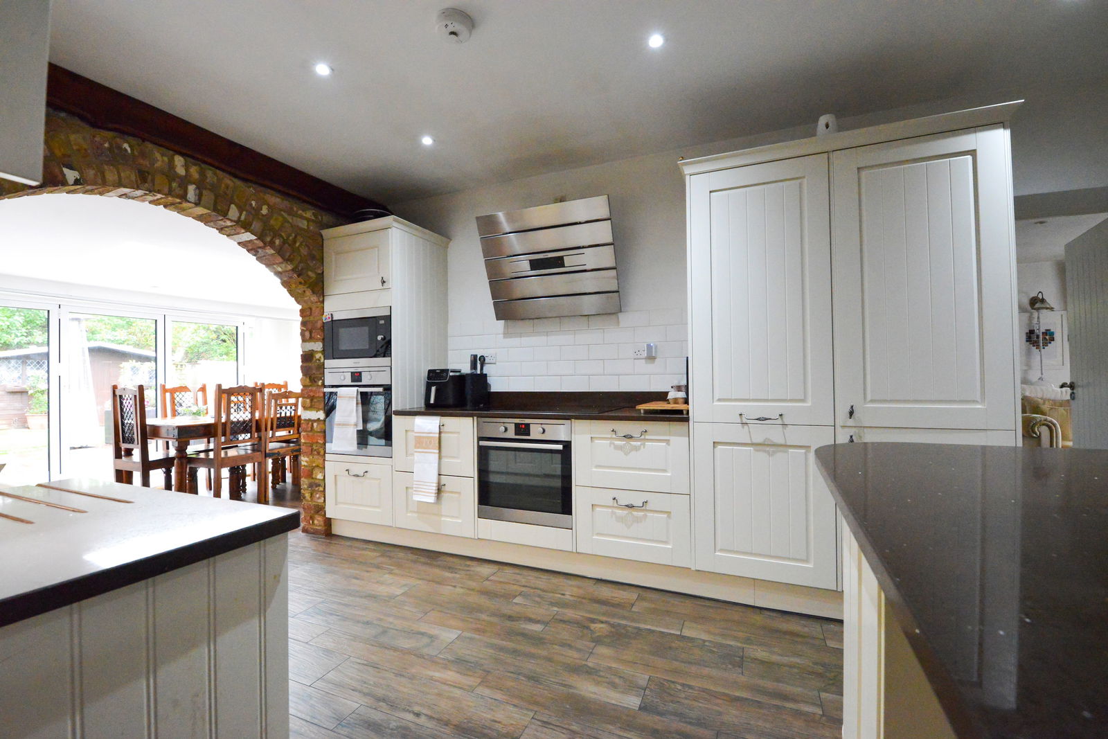 5 bed bungalow for sale in Green Lane, Staines-upon-thames 5