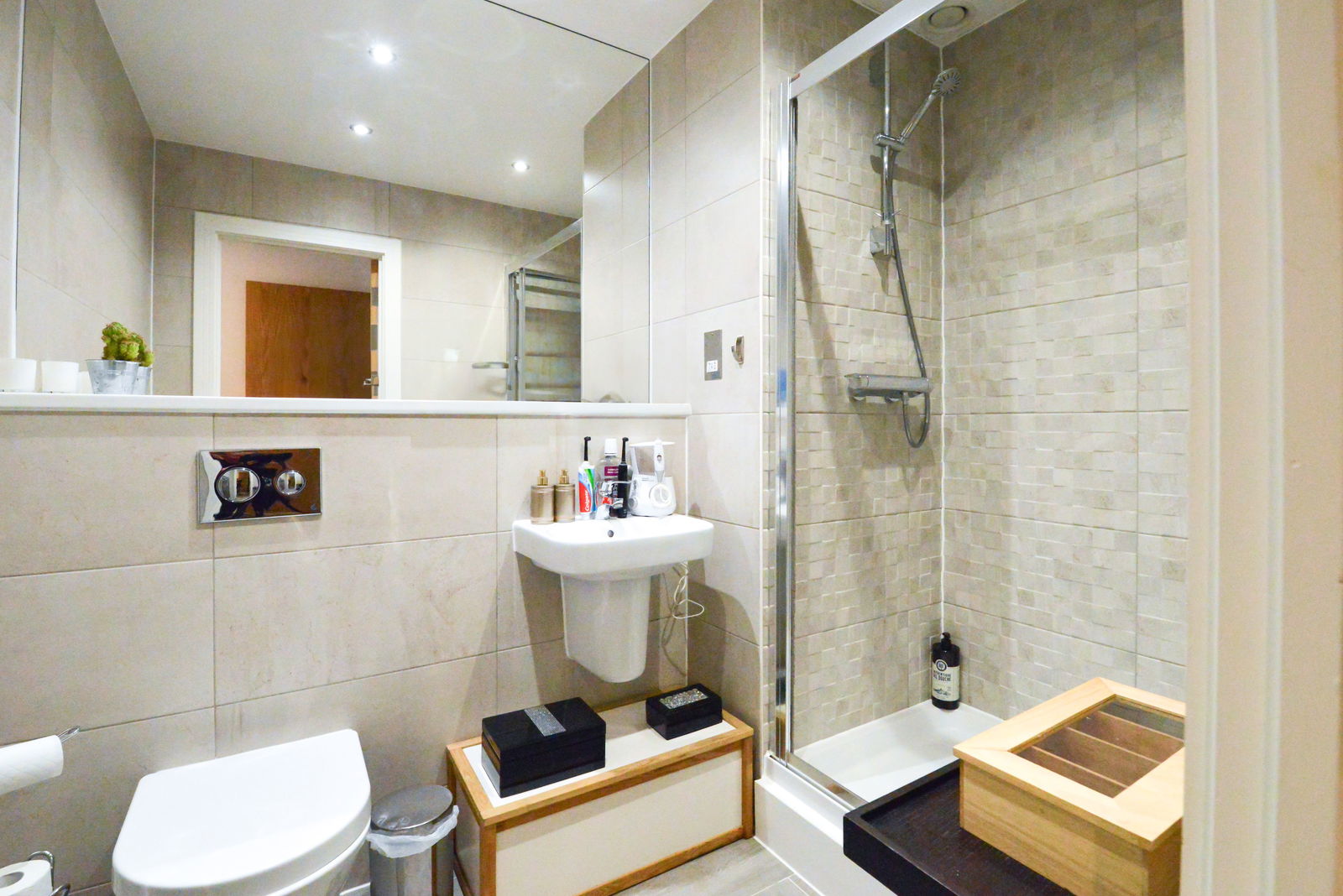 2 bed penthouse for sale in Station View, Guildford 9