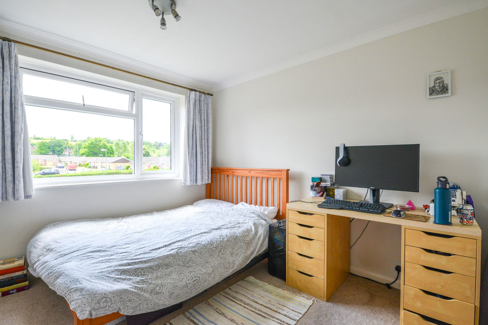 2 bed flat for sale in Windsor Close, Guildford  - Property Image 9