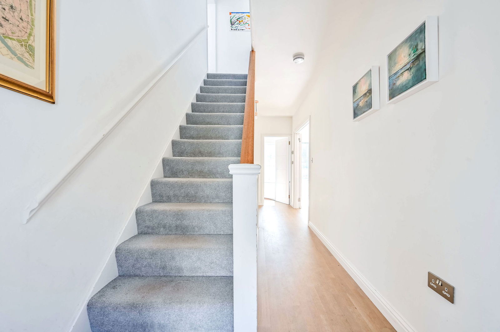 4 bed detached house for sale in Victoria Road, Guildford 10