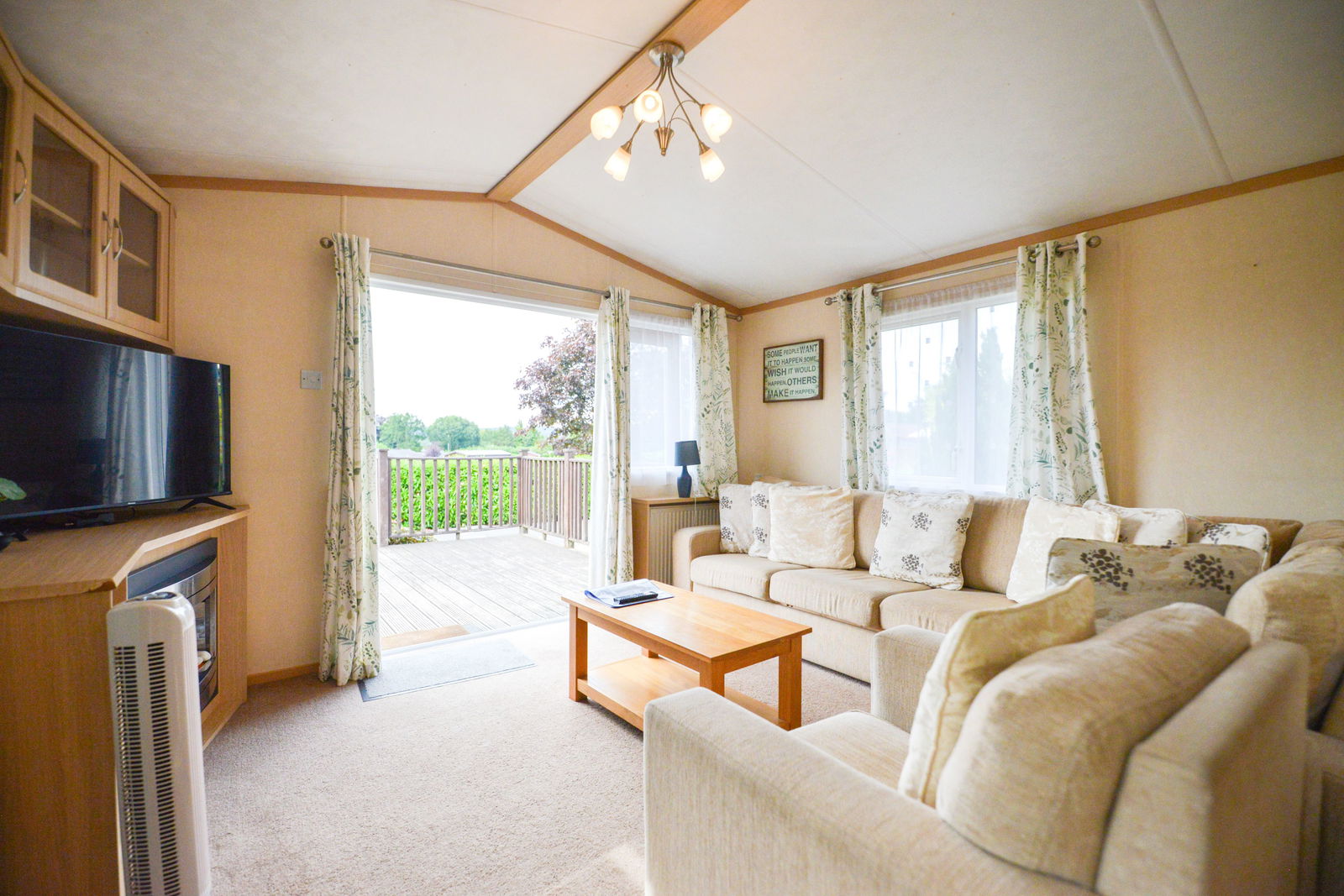 2 bed for sale in Farley Green, Guildford  - Property Image 2