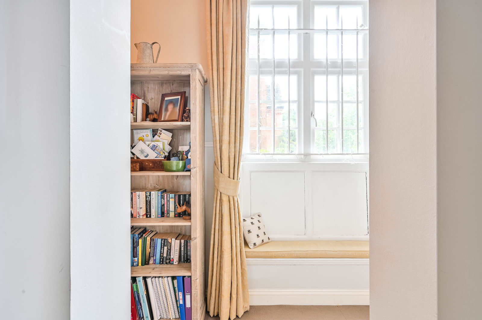 3 bed maisonette for sale in Ranmore Common, Dorking 16