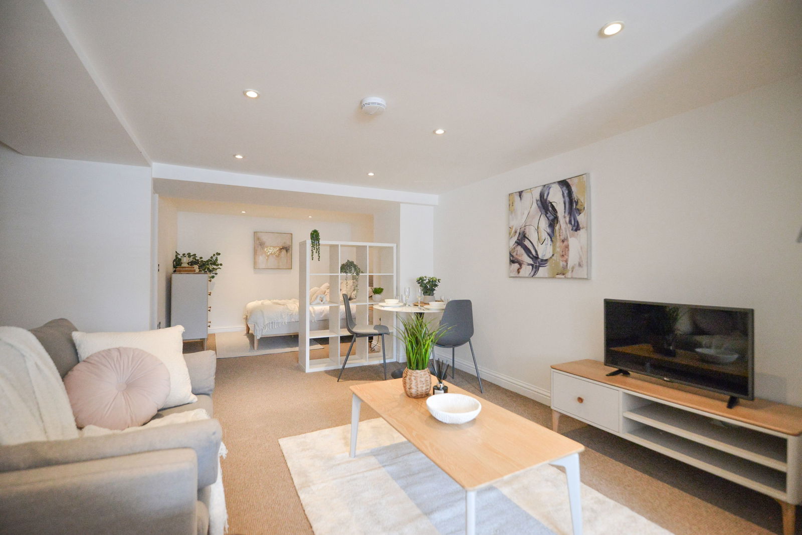 Studio flat for sale in Millmead Terrace, Guildford 1
