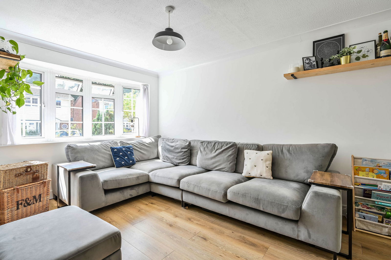 3 bed terraced house for sale in De Lara Way, Woking 10