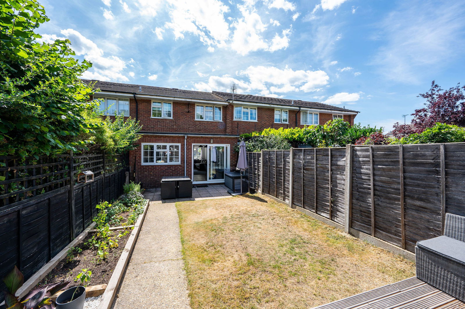 3 bed terraced house for sale in De Lara Way, Woking 1