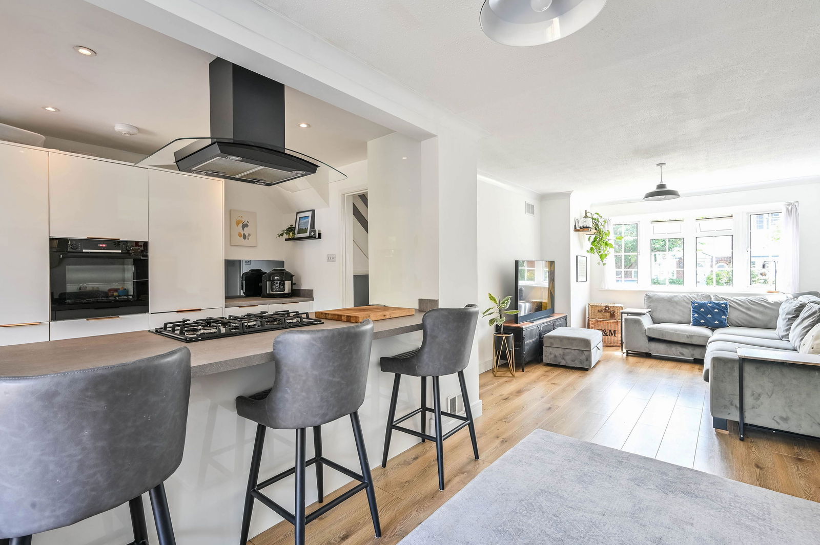 3 bed terraced house for sale in De Lara Way, Woking  - Property Image 2
