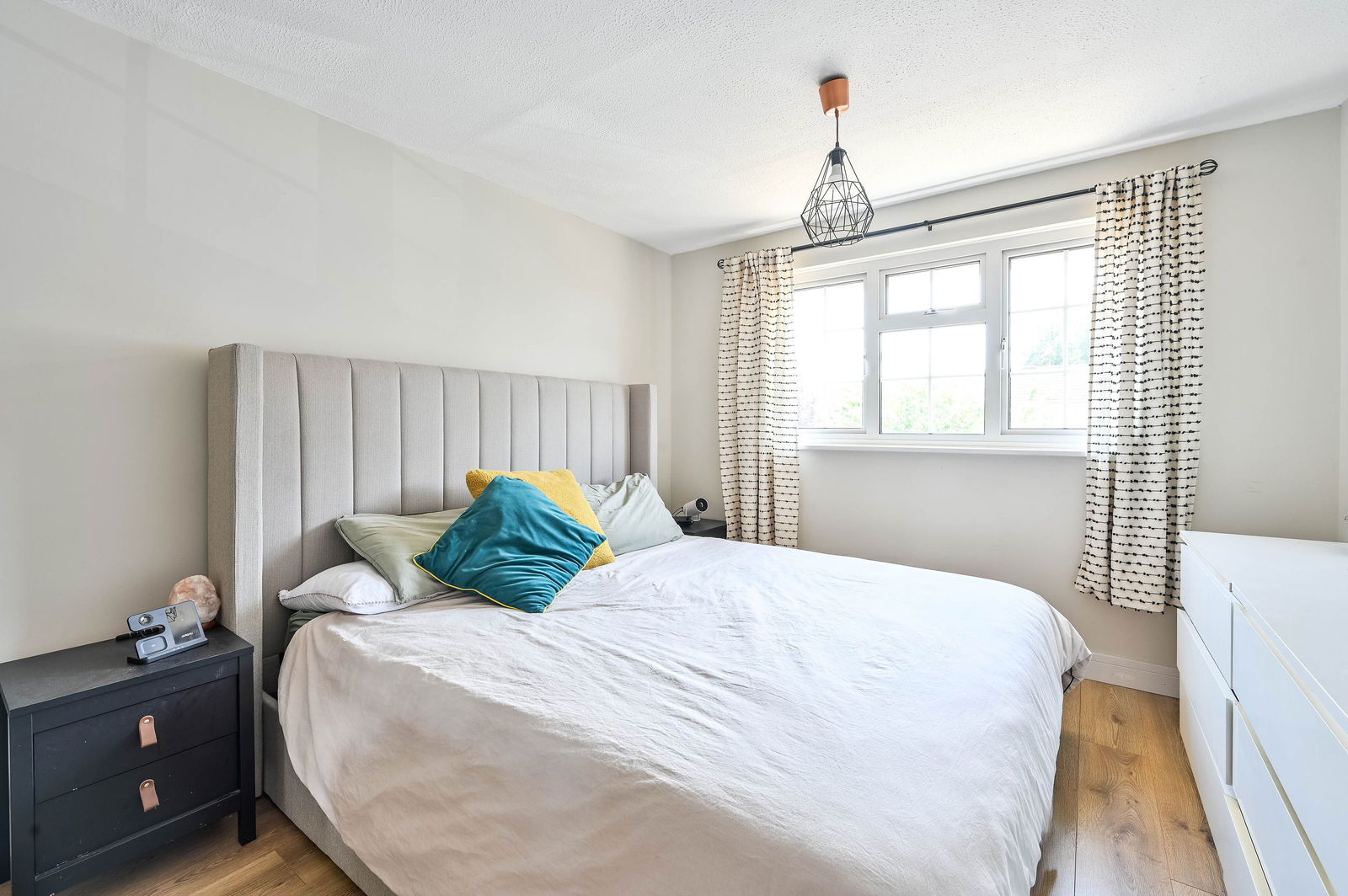 3 bed terraced house for sale in De Lara Way, Woking 12