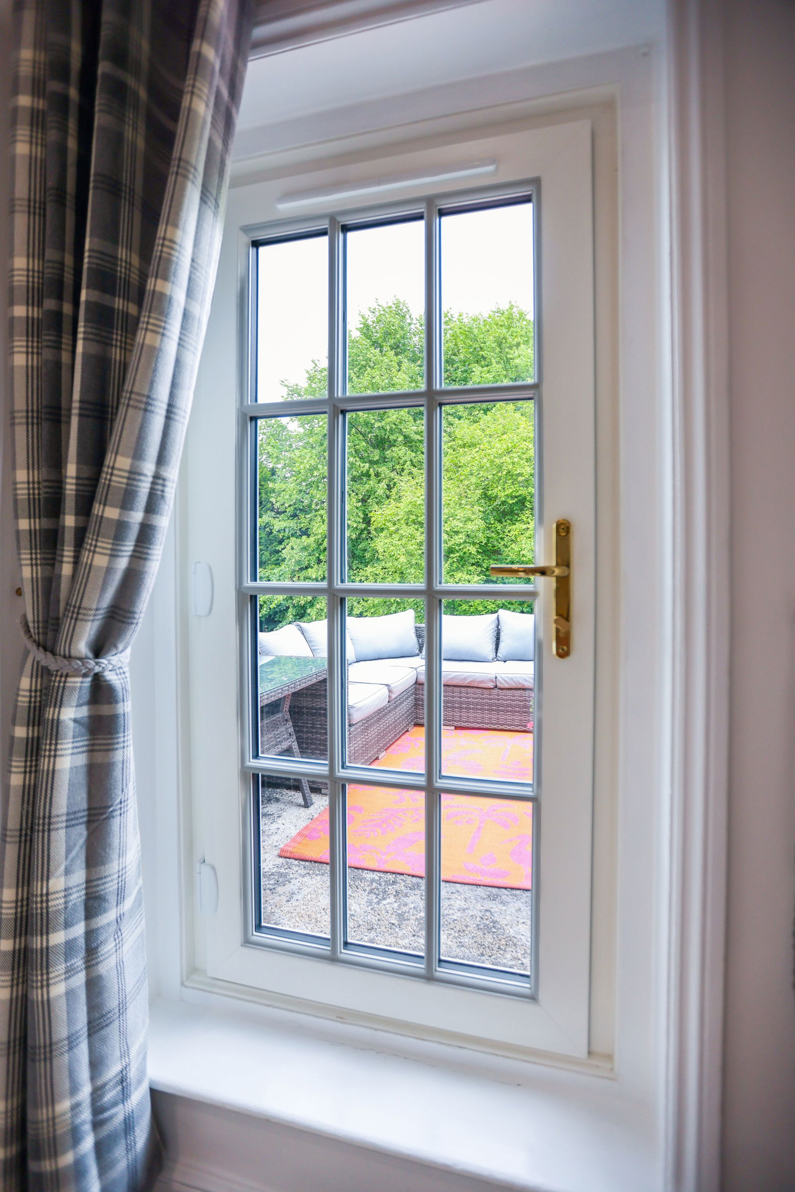 2 bed maisonette for sale in Waterden Road, Guildford 13