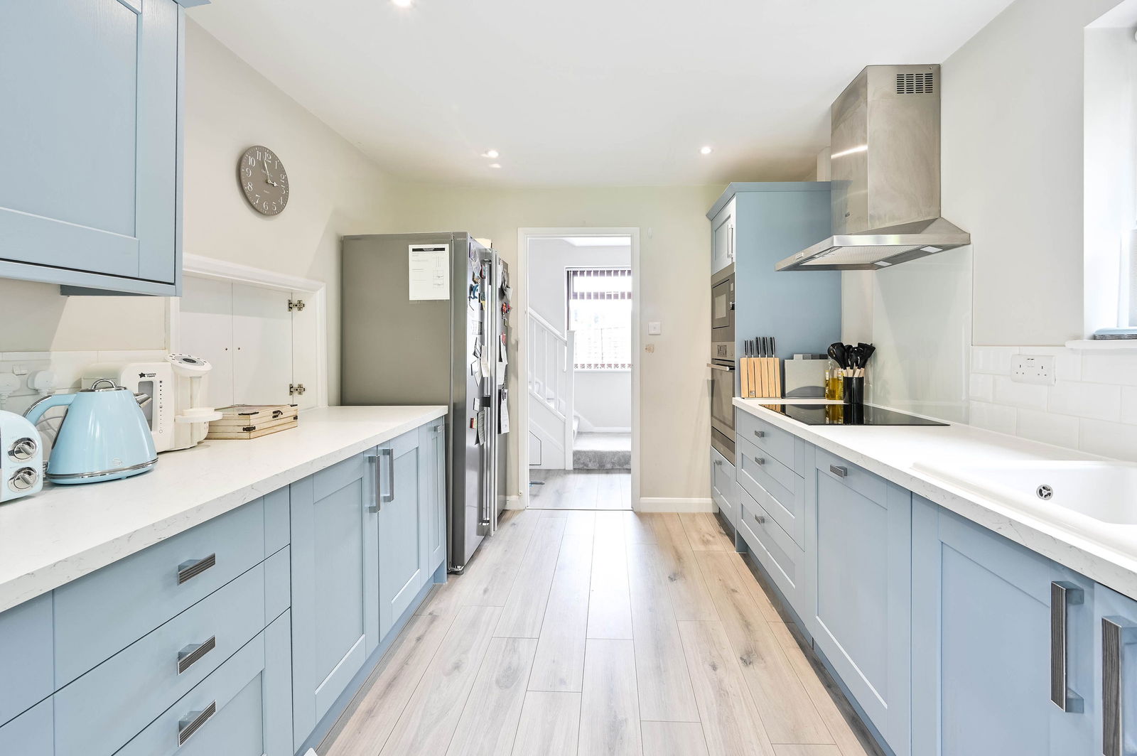 3 bed semi-detached house for sale in Lower Shott, Leatherhead  - Property Image 3