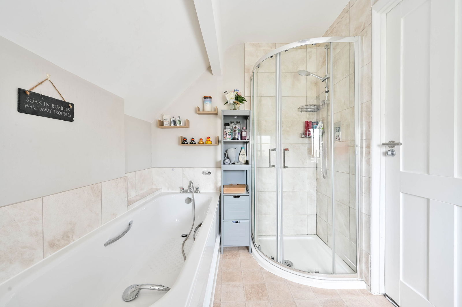 3 bed semi-detached house for sale in Lower Shott, Leatherhead  - Property Image 14