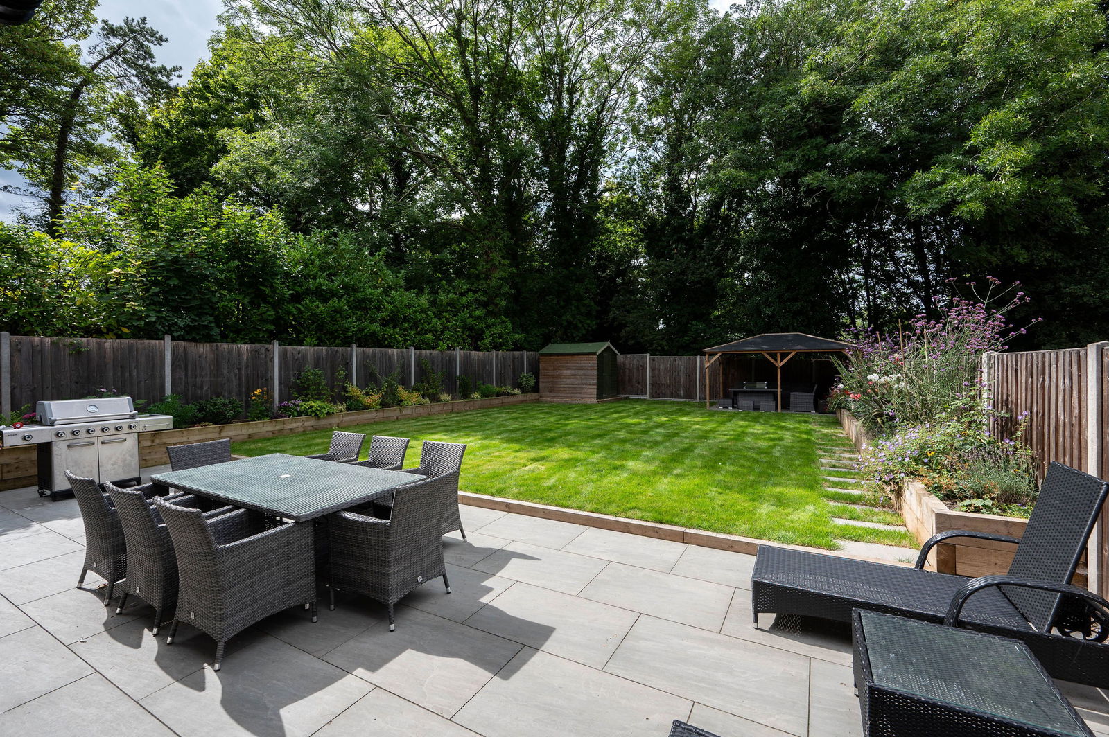 3 bed semi-detached house for sale in Lower Shott, Leatherhead  - Property Image 2