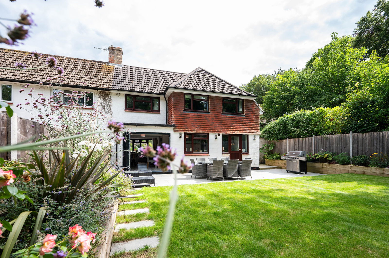 3 bed semi-detached house for sale in Lower Shott, Leatherhead 15