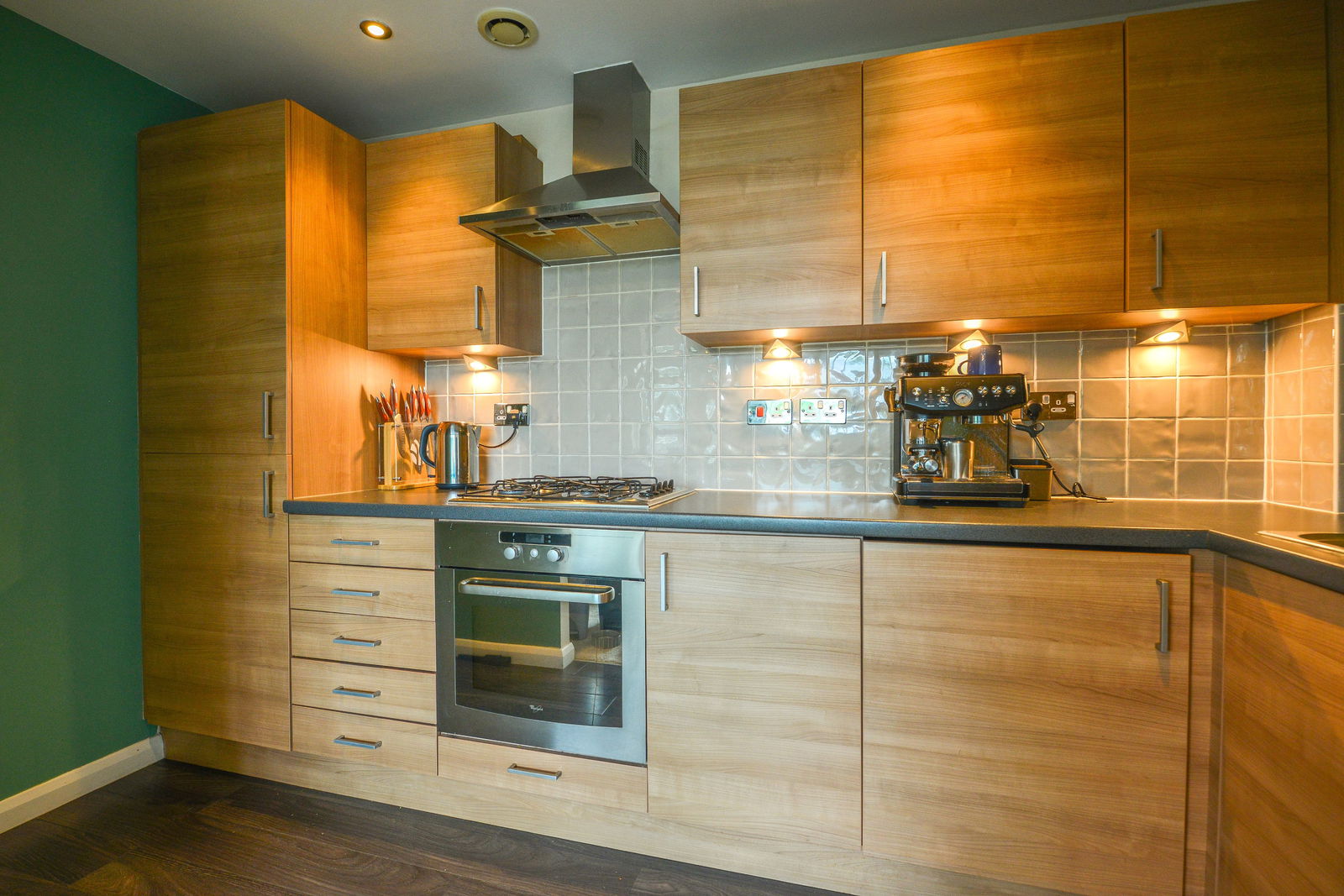 1 bed flat for sale in Buffers Lane, Leatherhead 2