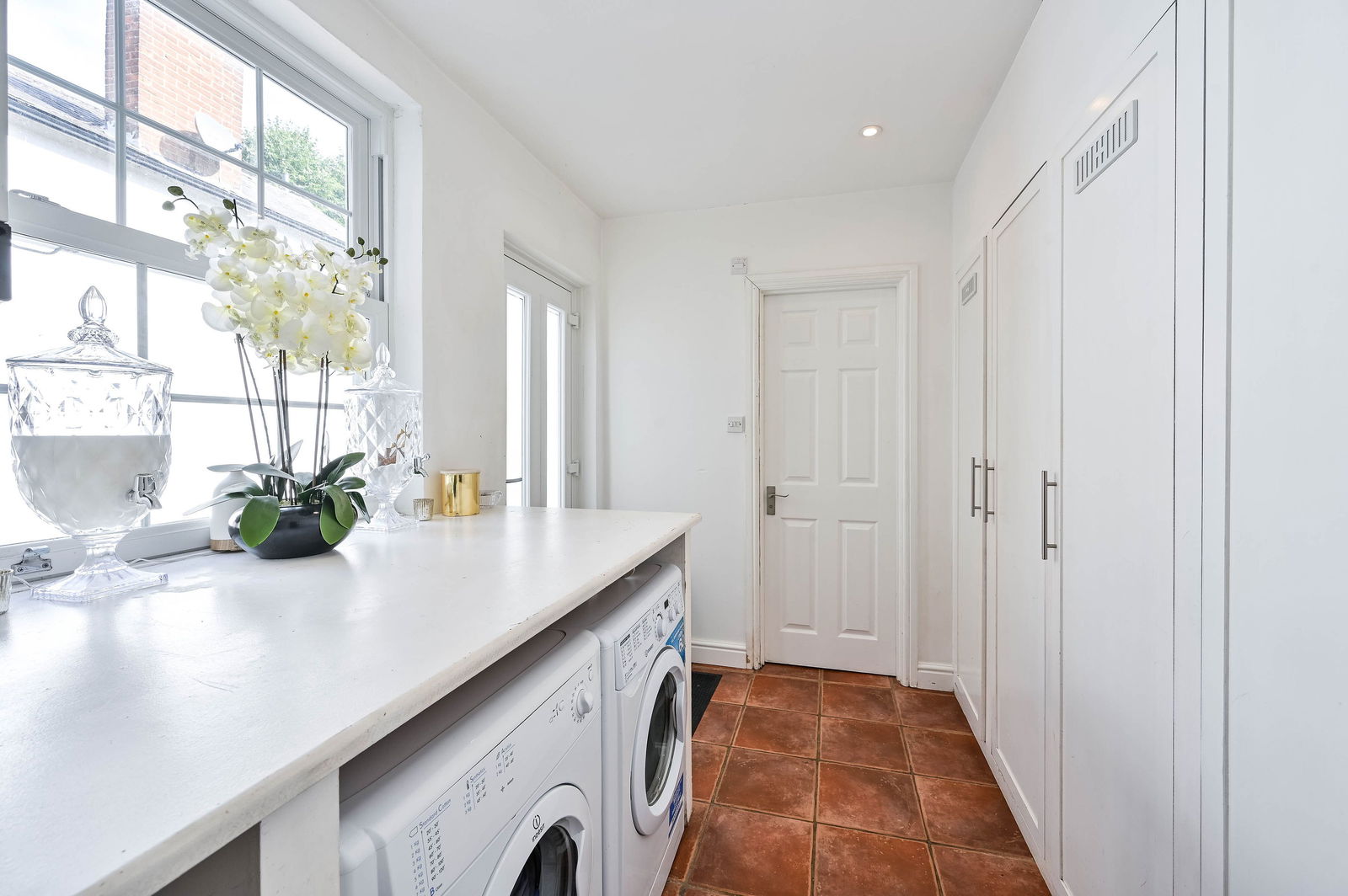 2 bed maisonette for sale in Waterden Road, Guildford 10