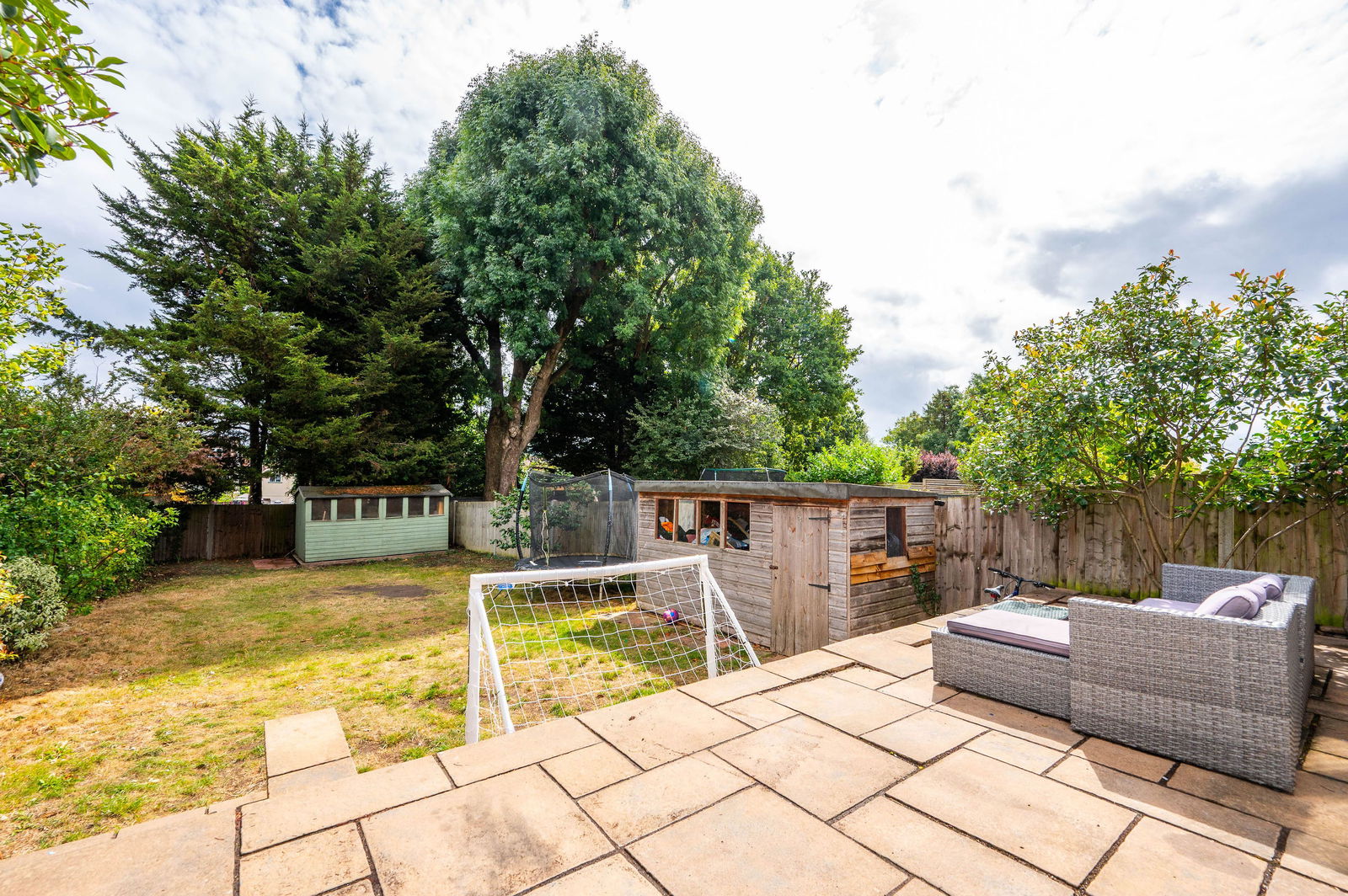 5 bed detached house for sale in Chiltern Drive, Surbiton 10