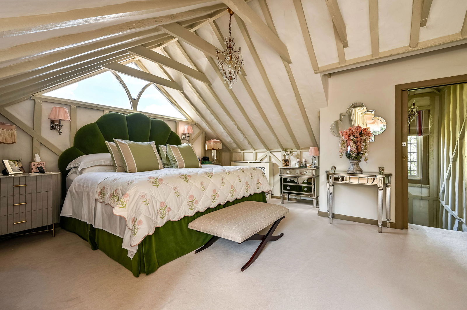 4 bed detached house for sale in Hogs Back, Guildford  - Property Image 6