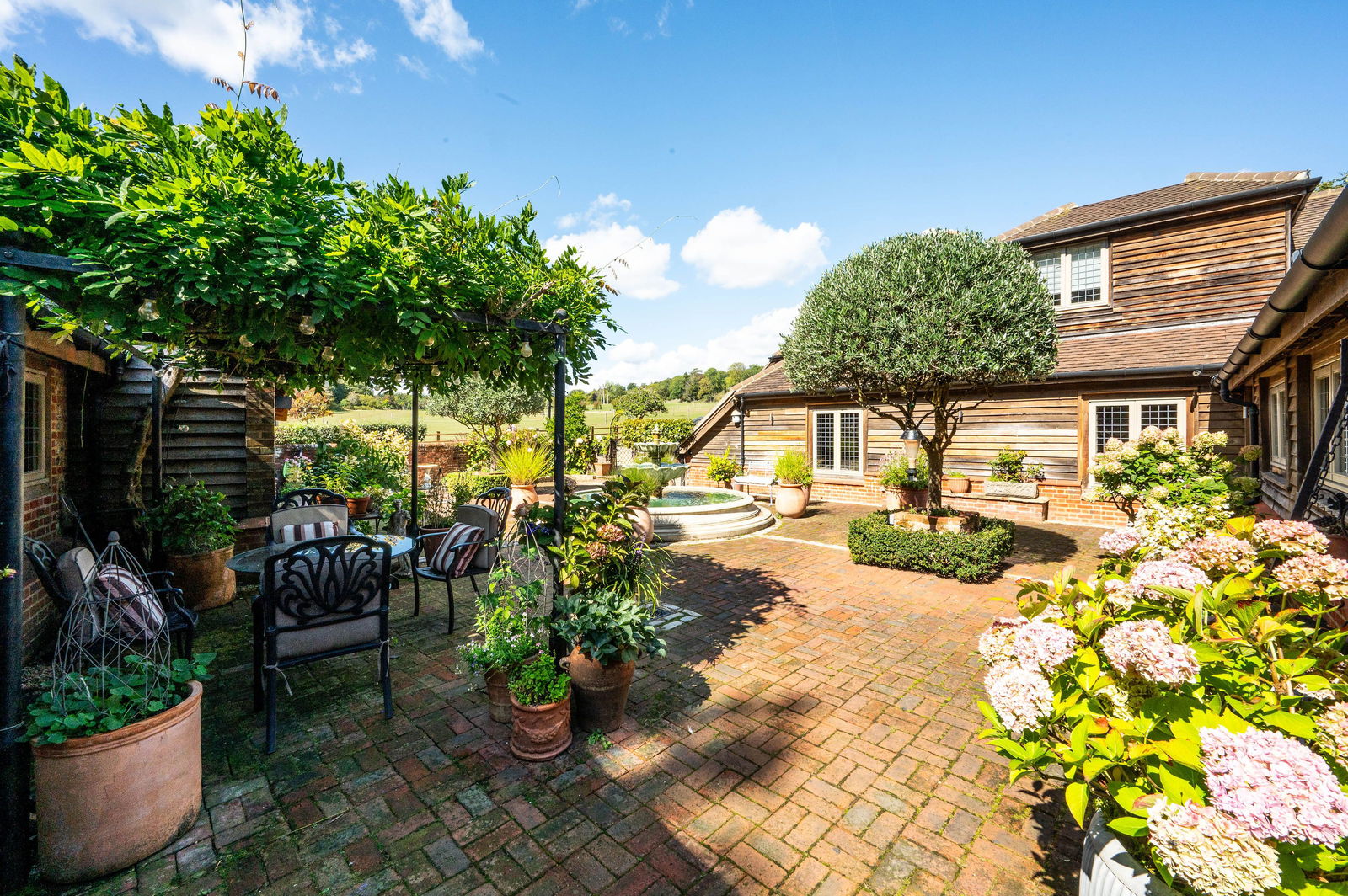 4 bed detached house for sale in Hogs Back, Guildford  - Property Image 52