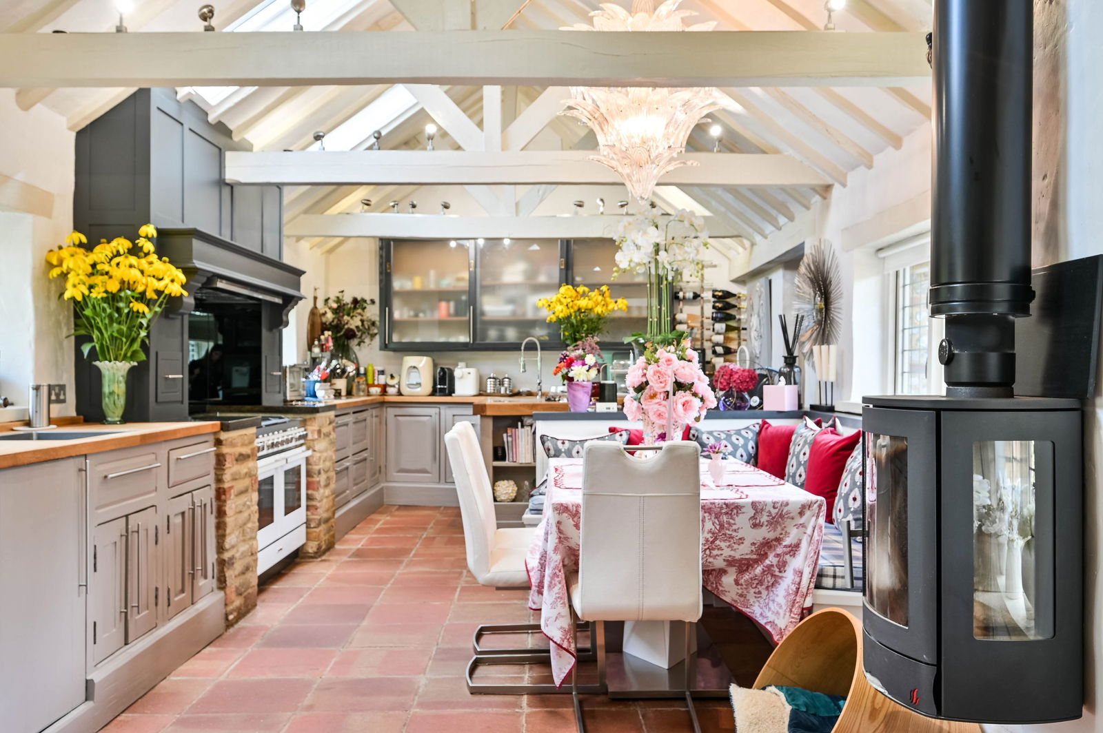 4 bed detached house for sale in Hogs Back, Guildford  - Property Image 27
