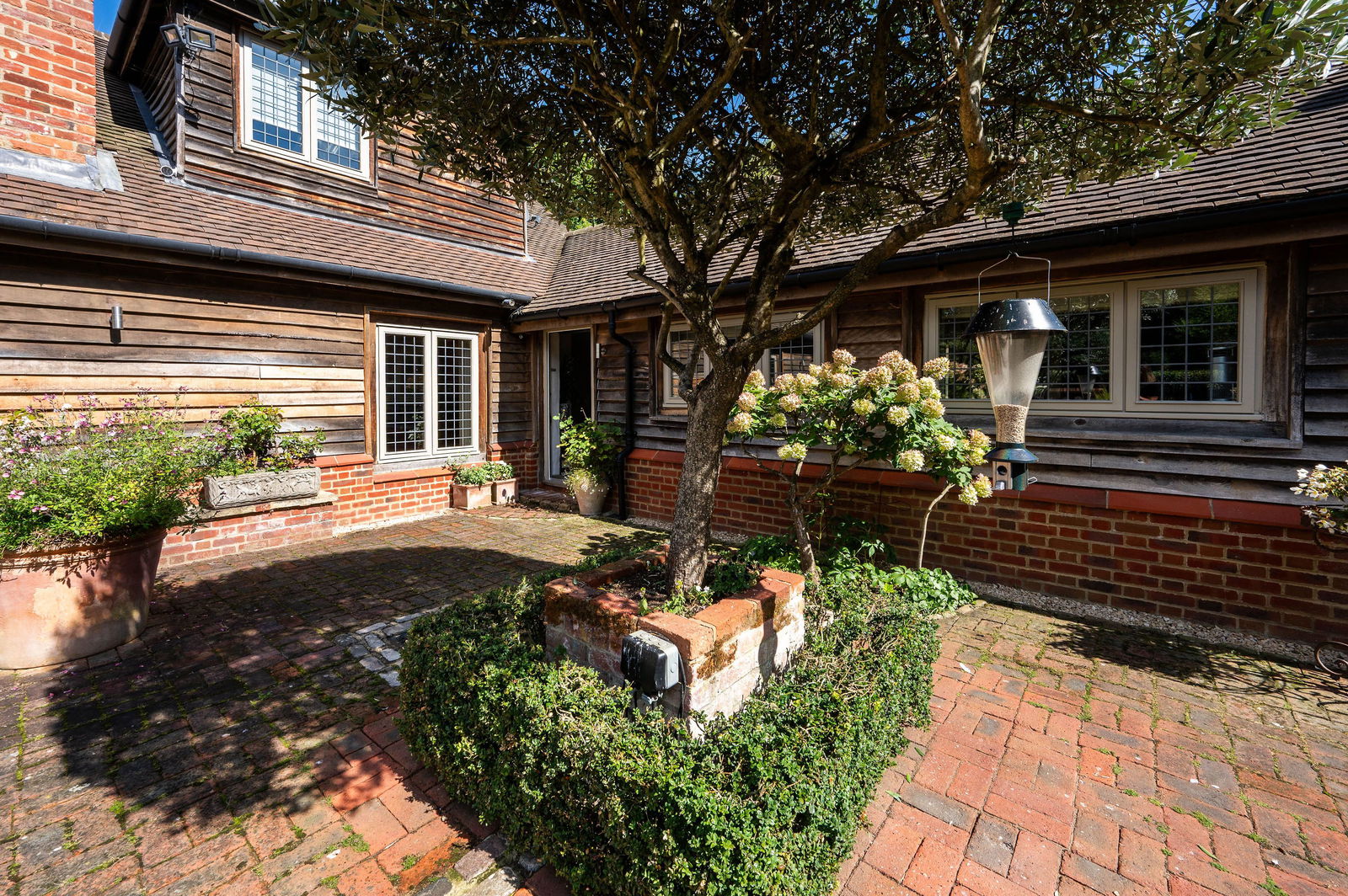 4 bed detached house for sale in Hogs Back, Guildford  - Property Image 55