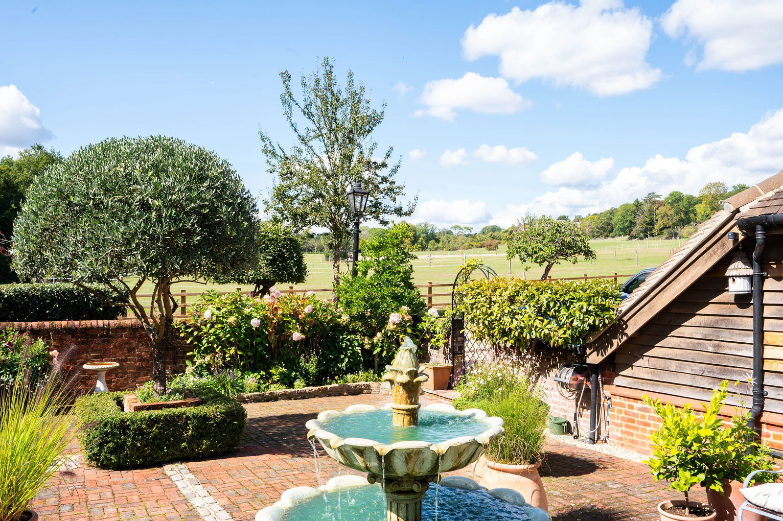 4 bed detached house for sale in Hogs Back, Guildford 52