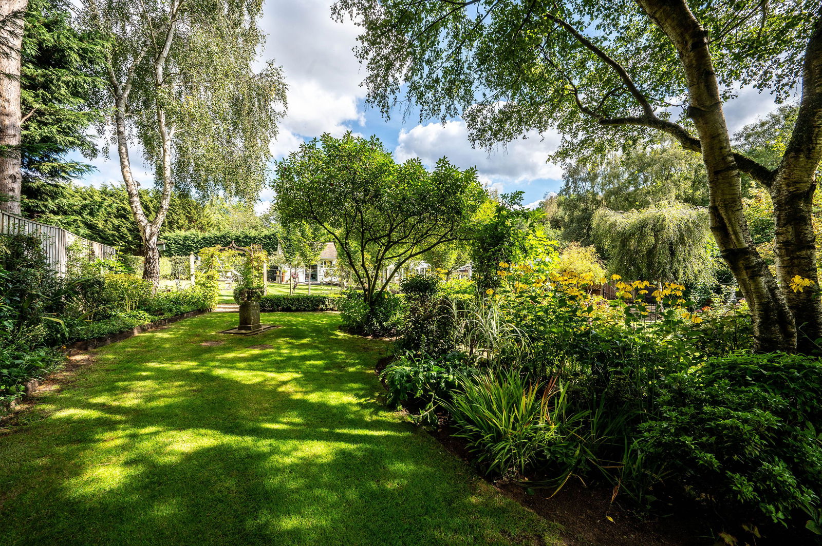 4 bed detached house for sale in Hogs Back, Guildford  - Property Image 63