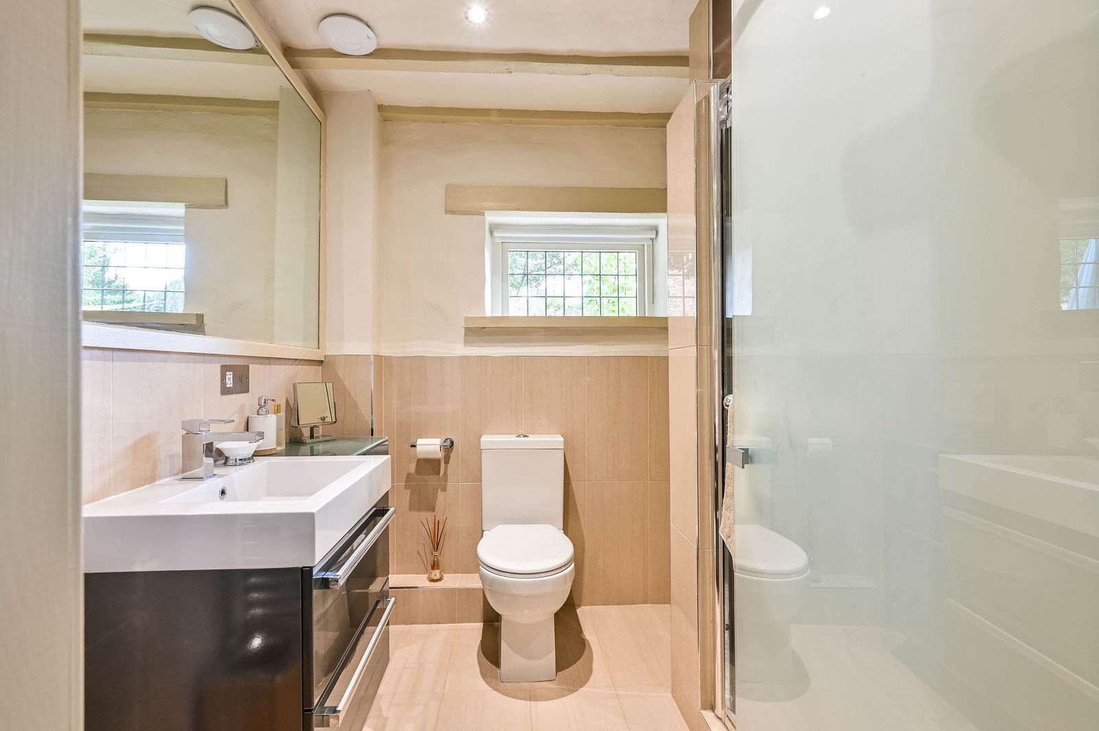 4 bed detached house for sale in Hogs Back, Guildford 49