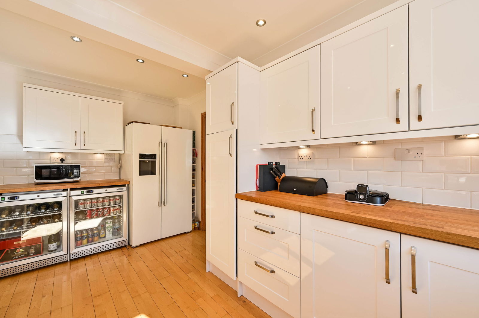 5 bed detached house for sale in Leatherhead Road, Leatherhead  - Property Image 5