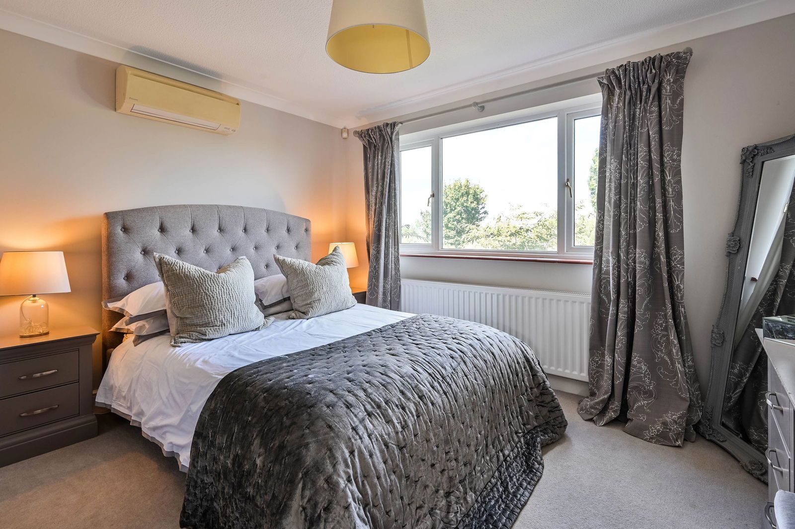 5 bed detached house for sale in Leatherhead Road, Leatherhead 22