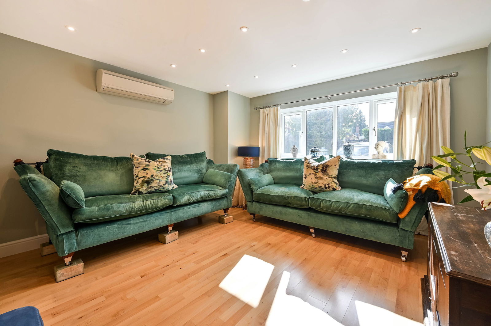 5 bed detached house for sale in Leatherhead Road, Leatherhead  - Property Image 12
