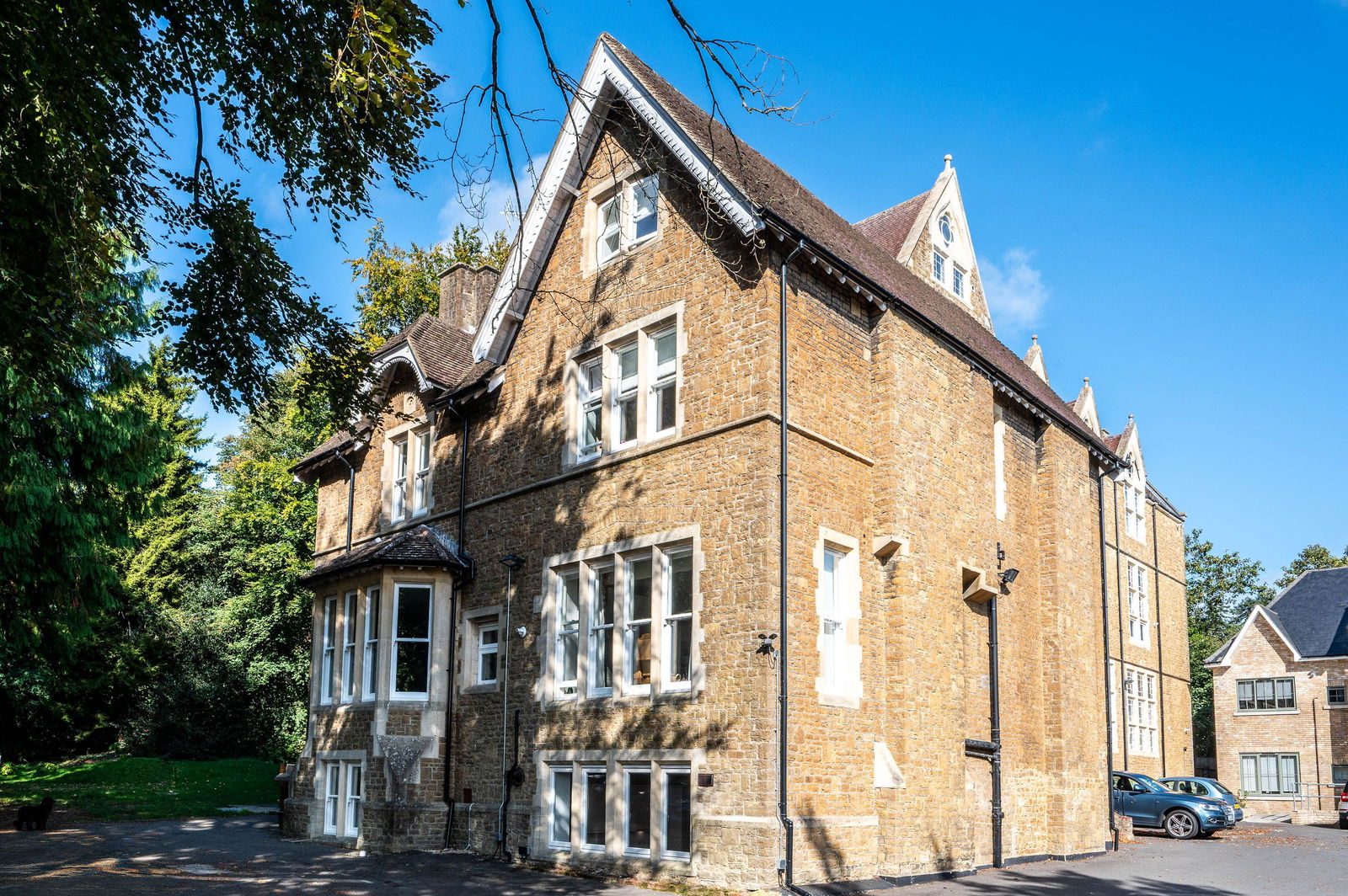 2 bed apartment for sale in Filmer Grove, Godalming  - Property Image 16