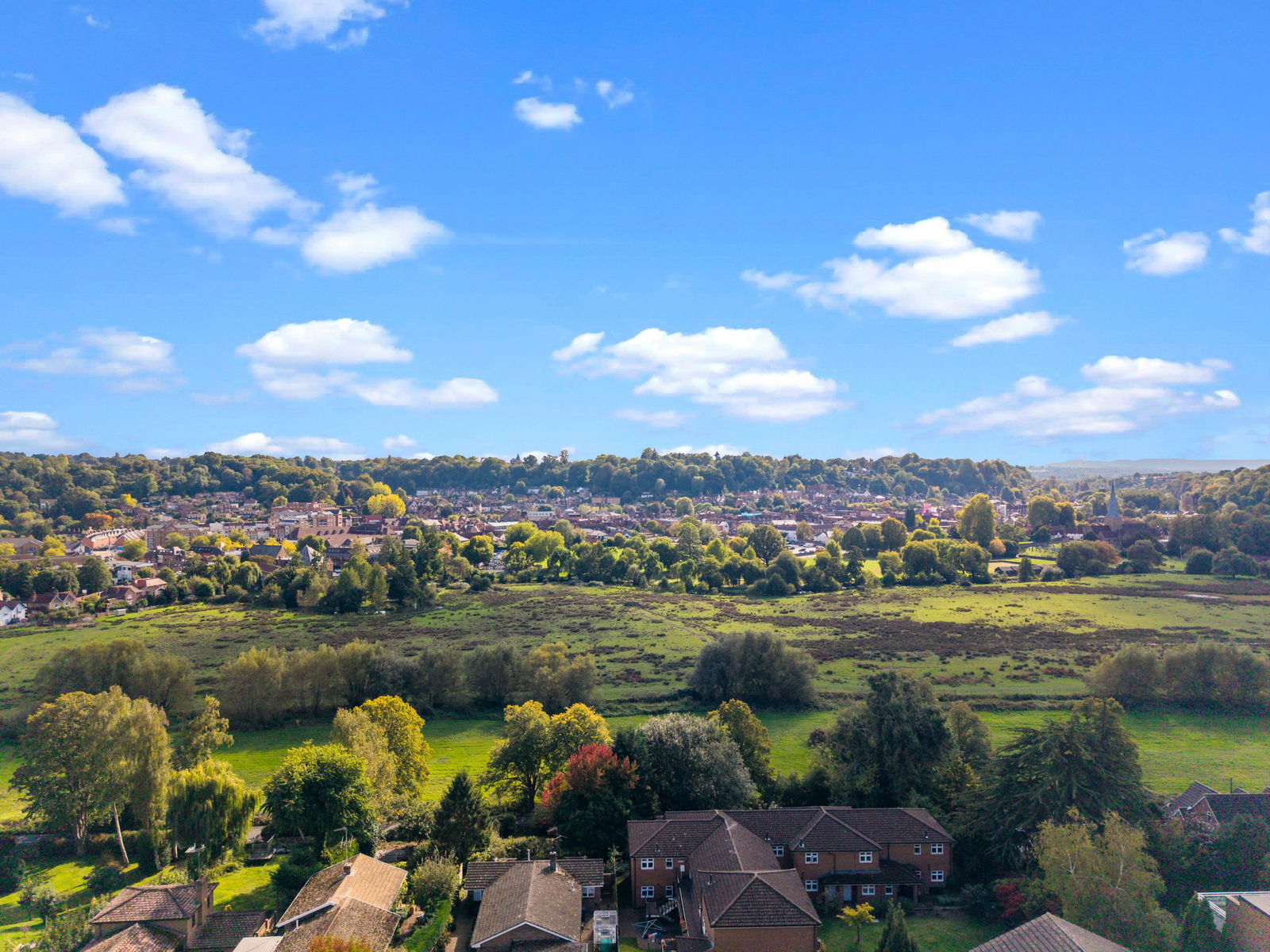 2 bed flat for sale in Filmer Grove, Godalming 11