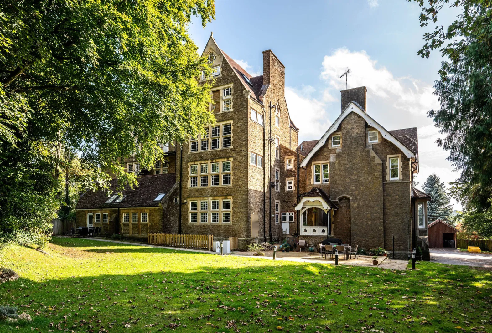 2 bed flat for sale in Filmer Grove, Godalming  - Property Image 13