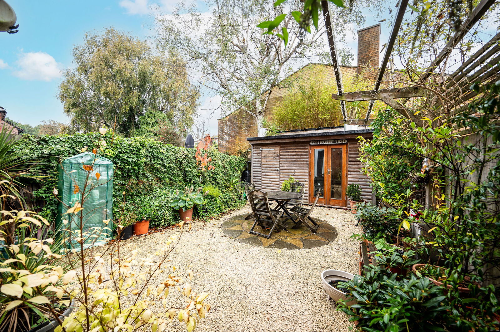 4 bed semi-detached house for sale in Warwick Lane, Woking 2