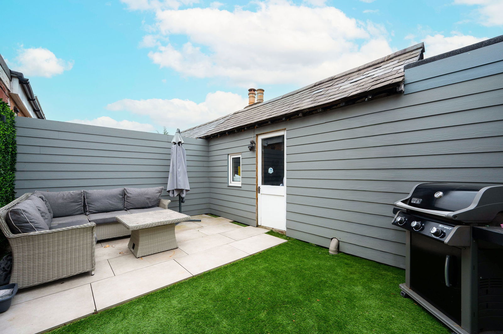 3 bed semi-detached house for sale in Vicarage Road, Egham 16