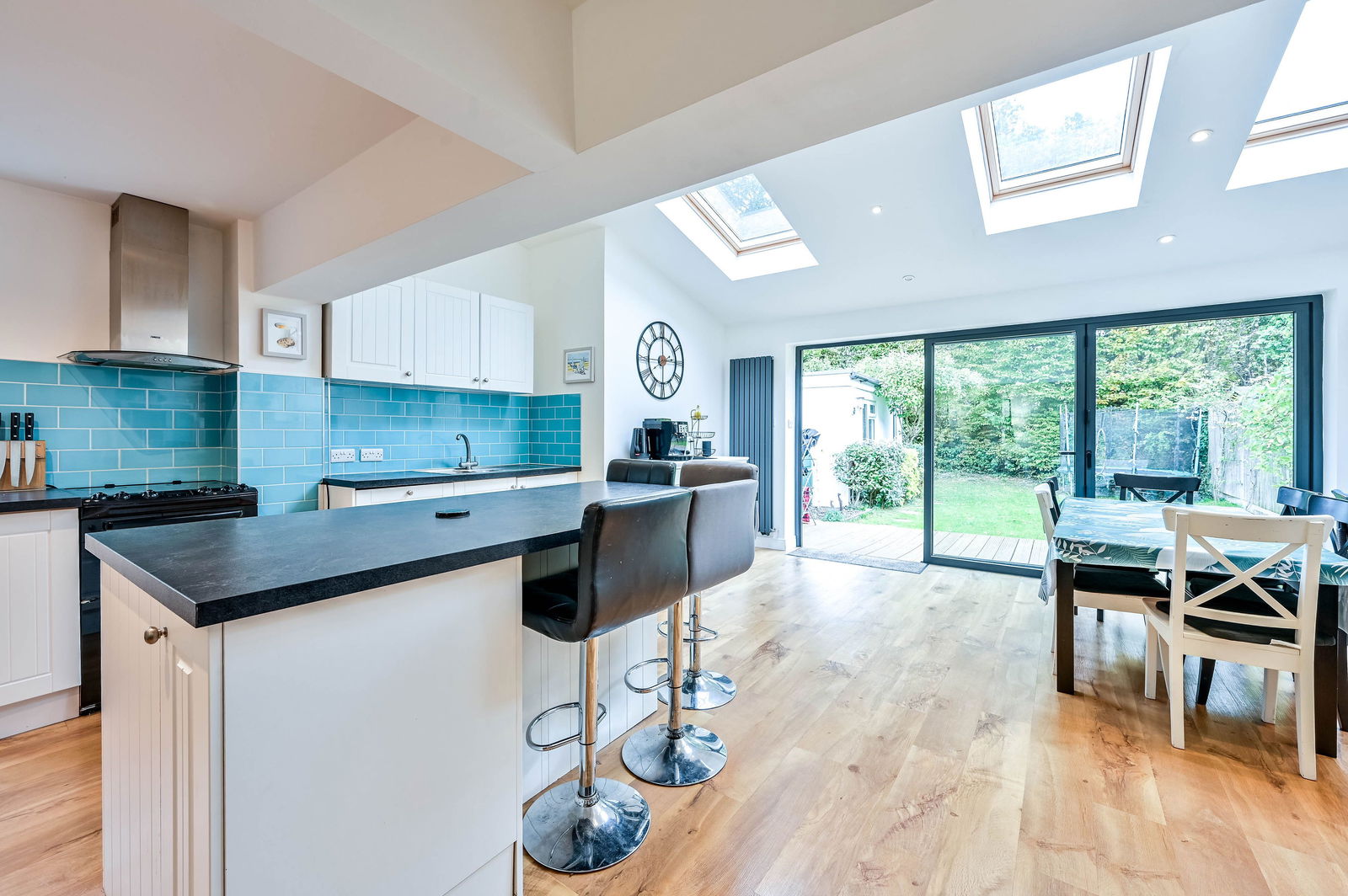 3 bed semi-detached house for sale in Longmeadow, Leatherhead  - Property Image 2