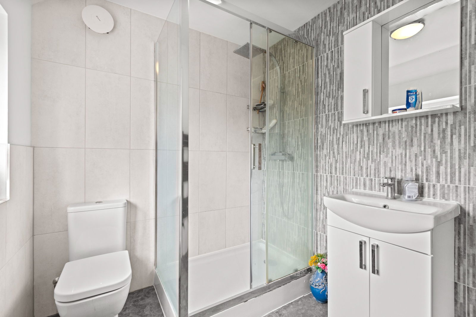 2 bed maisonette for sale in Riverside, Guildford 9