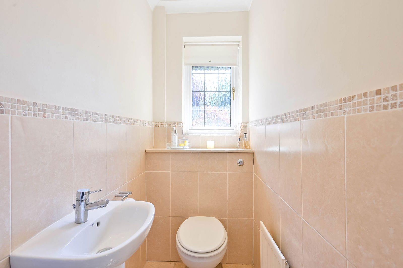 5 bed detached house for sale in Heathway, Leatherhead 13