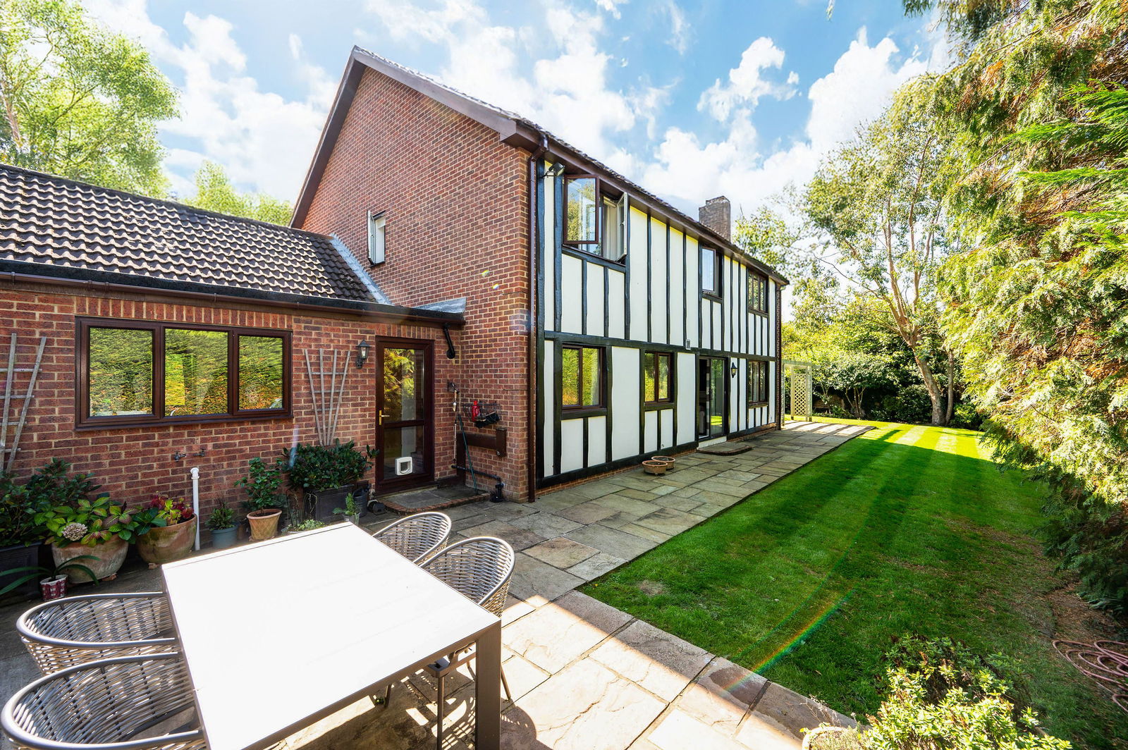 5 bed detached house for sale in Heathway, Leatherhead  - Property Image 26