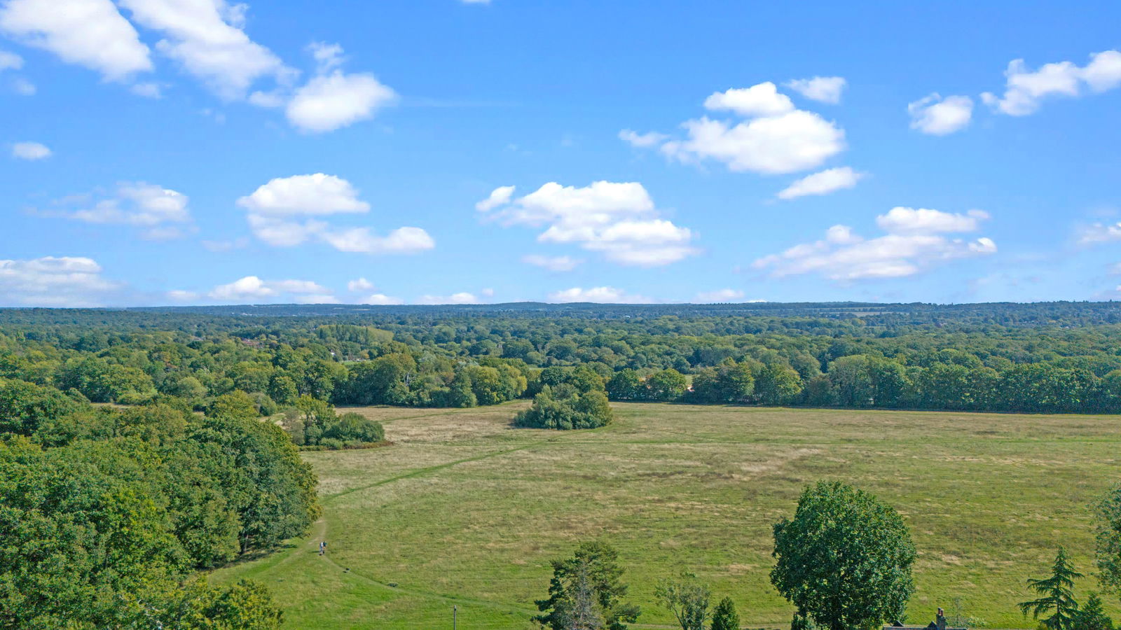 5 bed detached house for sale in Heathway, Leatherhead 32