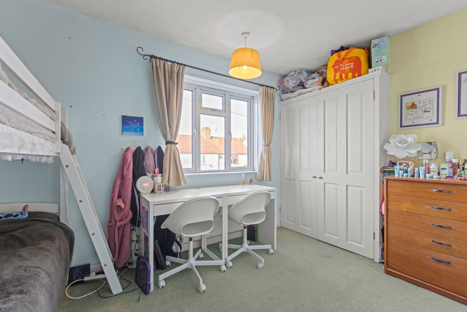 3 bed end of terrace house for sale in Woodbridge Avenue, Leatherhead  - Property Image 15