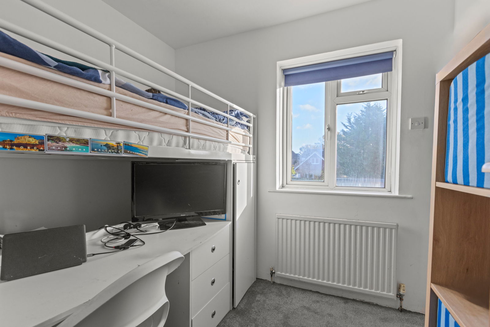 3 bed end of terrace house for sale in Woodbridge Avenue, Leatherhead  - Property Image 17