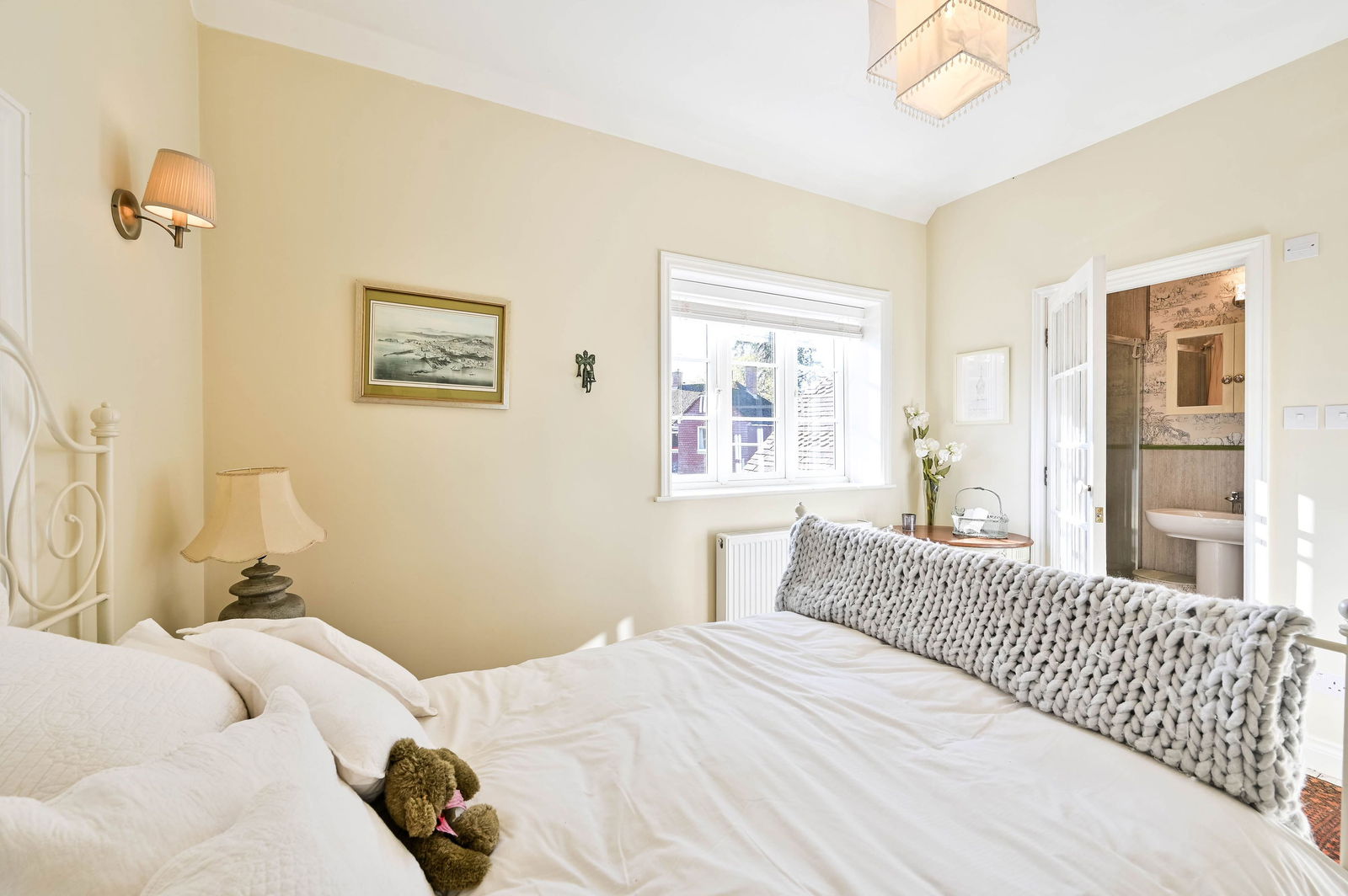 3 bed link detached house for sale in Summersbury Drive, Guildford 25