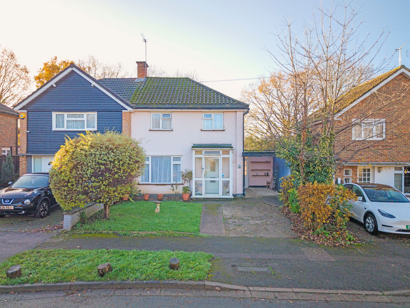 2 bed semi-detached house for sale in Waverley Road, Leatherhead  - Property Image 1