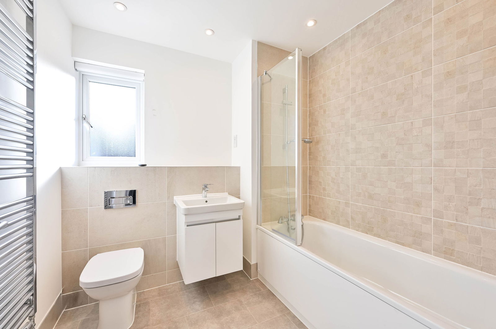 4 bed detached house for sale, Chertsey  - Property Image 16