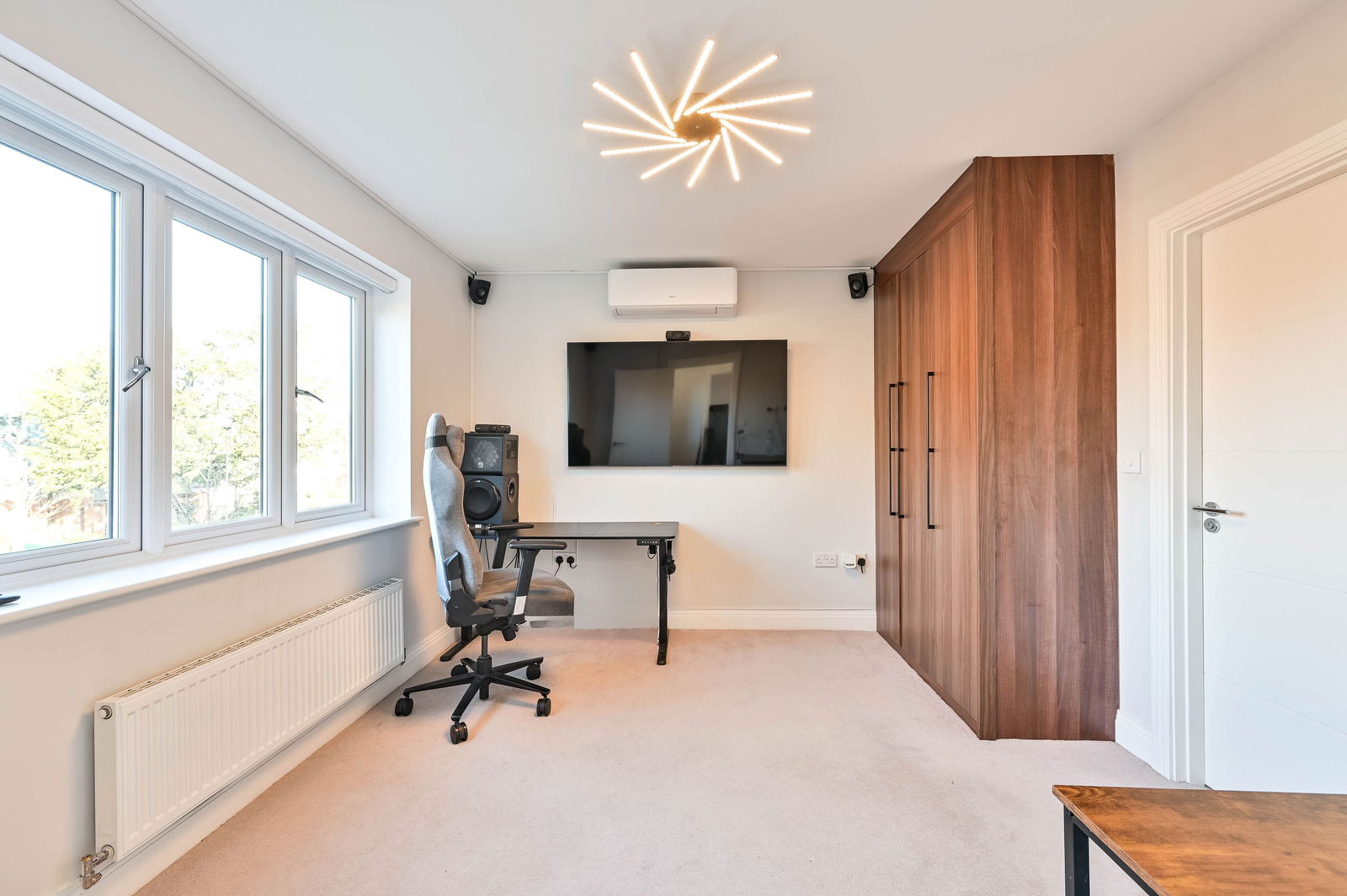 4 bed detached house for sale, Chertsey  - Property Image 18