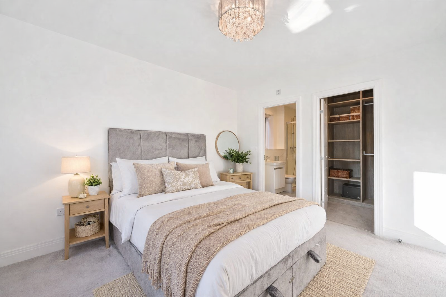 4 bed detached house for sale, Chertsey  - Property Image 10